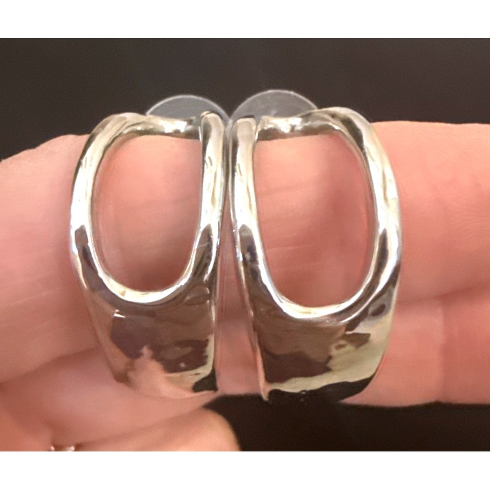 Chicos Silver Tone Open‎ Frame Hammered Hoop Earrings Post Back Sculptural